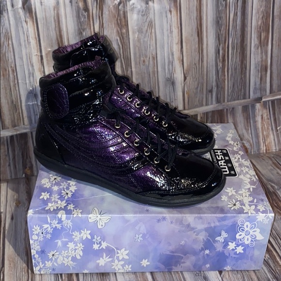 Chinese Laundry Shoes. New with box